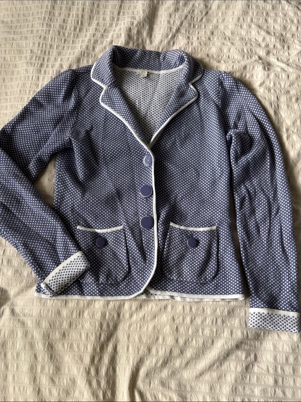 Halogen Blazer with White Piping and Geometric Print